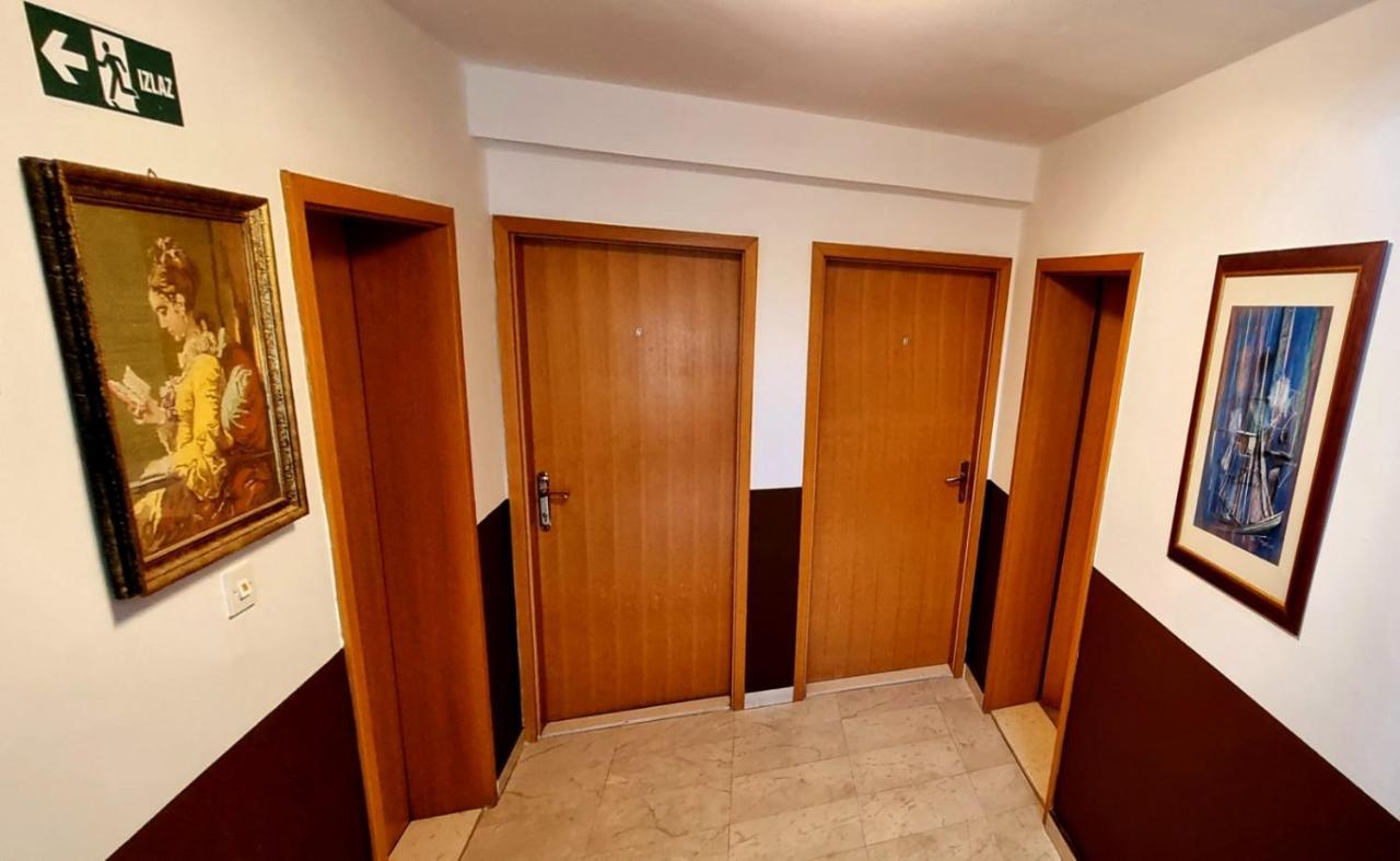 Visovac Rooms And Breakfast Skradin Exterior foto