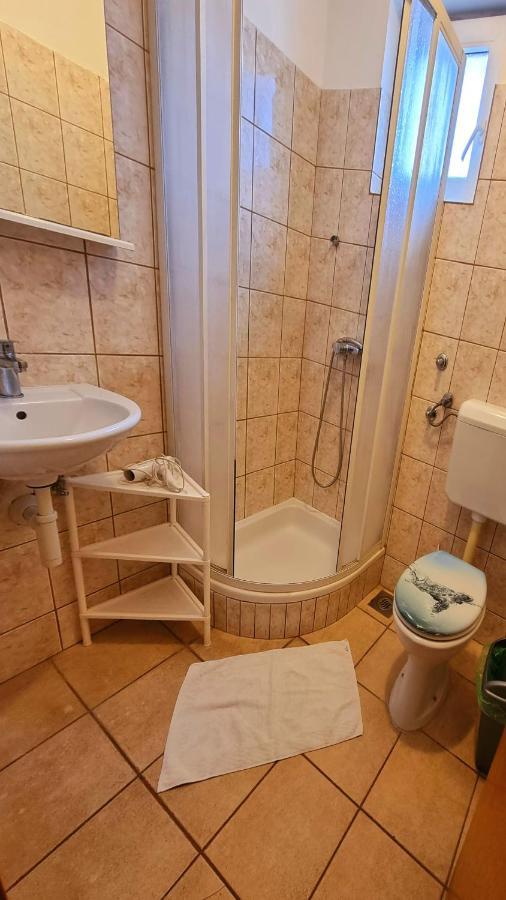 Visovac Rooms And Breakfast Skradin Exterior foto