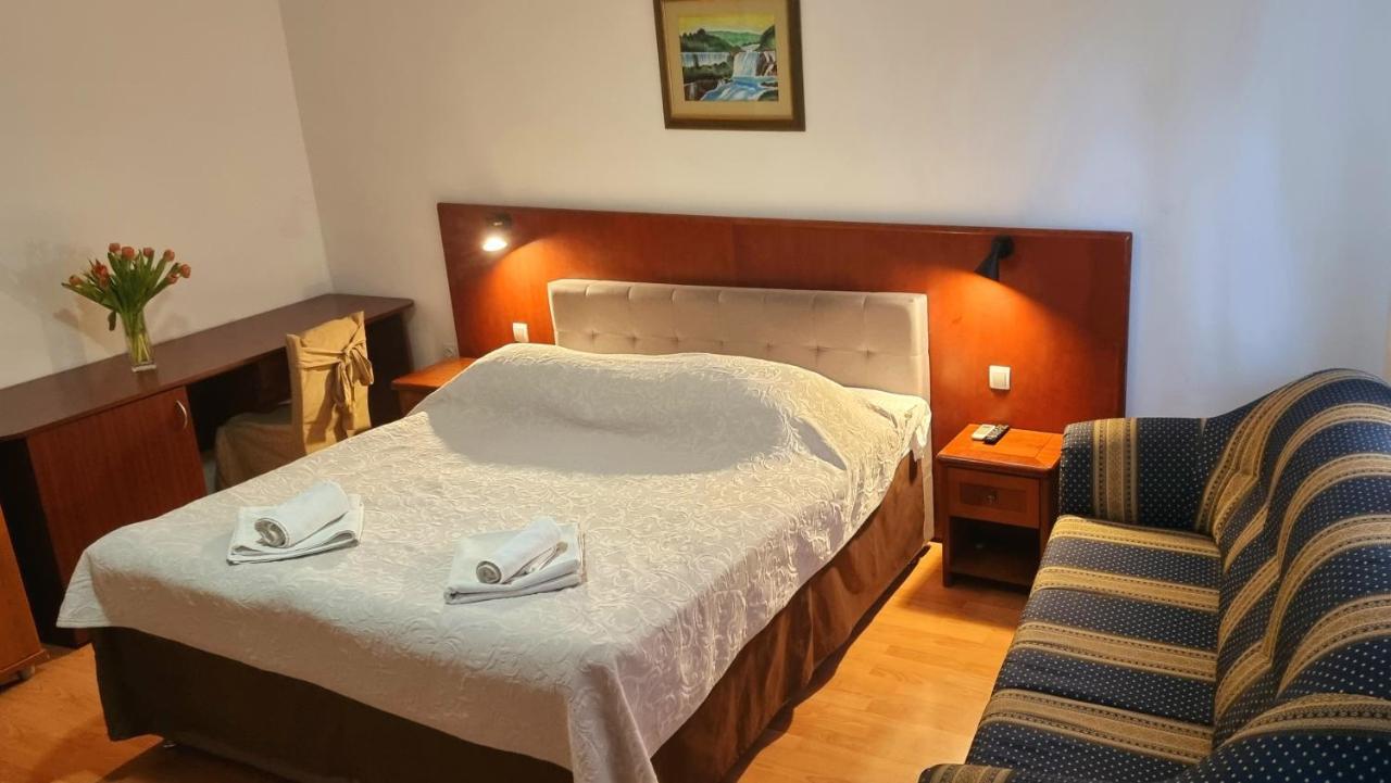 Visovac Rooms And Breakfast Skradin Exterior foto